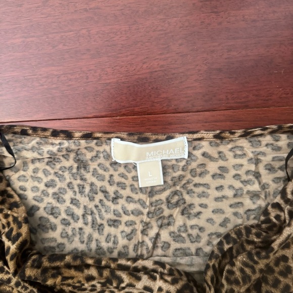 MICHAEL Michael Kors Animal Print Long Sleeve Top - Picture 5 of 5
